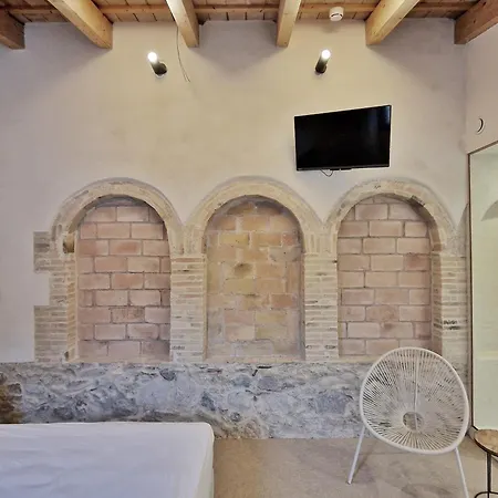 Boutique Atelier - Adults Only